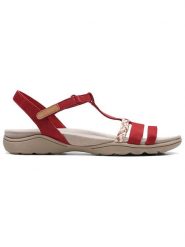Clarks Skórzane sandały "Amanda Tealite" w kolorze czerwonym rozmiar: 37. Czerwone sandały damskie Clarks, bez wzorów, z nubiku, bez obcasa. Za 180.06 zł.