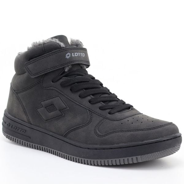 Buty sportowe męskie wysokie ocieplane ciemno szare Lotto 2400192U 1119. Szare buty sportowe na co dzień męskie Lotto, ze skóry ekologicznej, bez zapięcia. Za 179.99 zł.