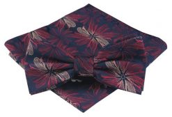 Mucha Męska z Poszetką - Alties - Duże Kwiaty, Czerwień, Granatowe Tło. Czerwone krawaty i muchy męskie Alties, bez wzorów, eleganckie. Za 54.00 zł.