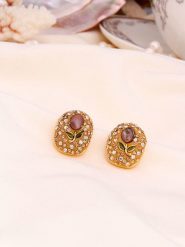 L'Atelier de Gaia Pozłacane kolczyki-wkrętki z perłami i cyrkoniami rozmiar: onesize. Brązowe kolczyki damskie L'Atelier de Gaia, z cyrkonią, pozłacane, z zapięciem typu bigiel. Za 60.99 zł.