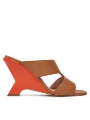 PINKO Klapki Darly 06 SD0043 P001 Beżowy. Brązowe klapki damskie Pinko, bez wzorów, ze skóry, bez obcasa. Za 1,139.00 zł.