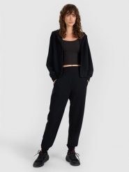 4F Spodnie dresowe joggery z modalem damskie - czarne L. Czarne spodnie sportowe damskie 4f, l, z dresówki. W wyprzedaży za 159.99 zł.
