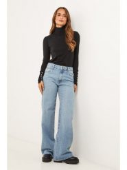 Soft Cashmere Golf w kolorze czarnym rozmiar: 34/36. Czarne golfy damskie Soft Cashmere, bez wzorów, z kaszmiru, bez ramiączek. Za 104.39 zł.