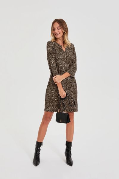 Mała torebka z długimi uchwytem czarna. Czarne torebki klasyczne damskie MOODO, bez wzorów, z poliesteru, małe, bez dodatków. Za 59.99 zł.