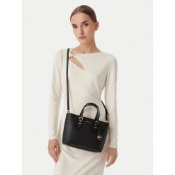 Torebka MICHAEL Michael Kors. Czarne torebki klasyczne damskie MICHAEL Michael Kors, bez wzorów, bez dodatków. Za 703.99 zł.