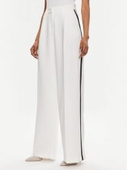 Maryley Spodnie materiałowe 24EB806/43BN Biały Wide Leg. Białe spodnie materiałowe damskie Maryley, bez wzorów, z materiału. Za 379.99 zł.