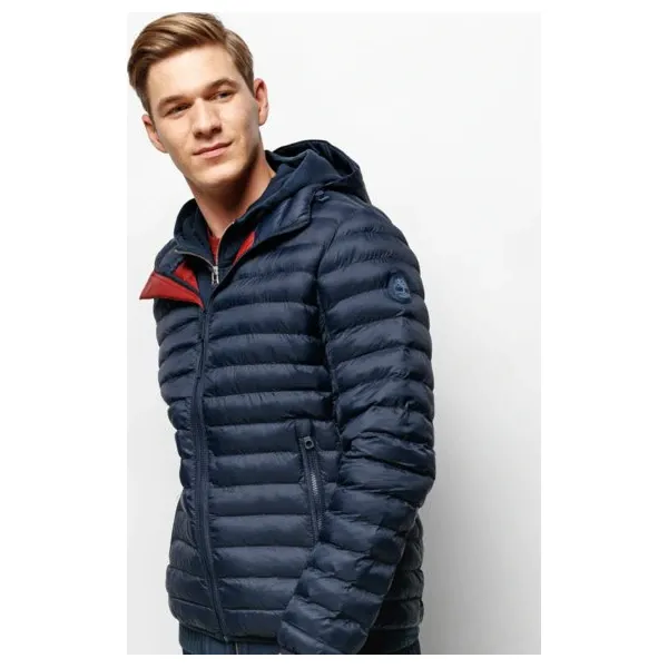 Timberland Kurtka Axis Peak Hooded Jkt , granatowy, rozmiar M. Niebieskie kurtki męskie Timberland, m, bez wzorów, z materiału, bez kaptura. W wyprzedaży za 687.99 zł.
