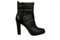 Botki Calvin Klein Nasha Black, Czarny, Tworzywo - 39. Czarne botki damskie CALVIN KLEIN, z nylonu, bez obcasa, bez zapięcia. W wyprzedaży za 314.10 zł.