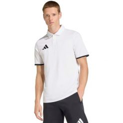 Koszulka męska adidas Entrada 26 Polo. Białe koszulki polo męskie Adidas, m, bez wzorów, z poliesteru, bez ramiączek. Za 78.99 zł.