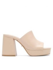 DeeZee Klapki KL-KK5606-1 Beżowy. Brązowe klapki damskie DeeZee, bez wzorów, z syntetyku, bez obcasa. Za 159.99 zł.