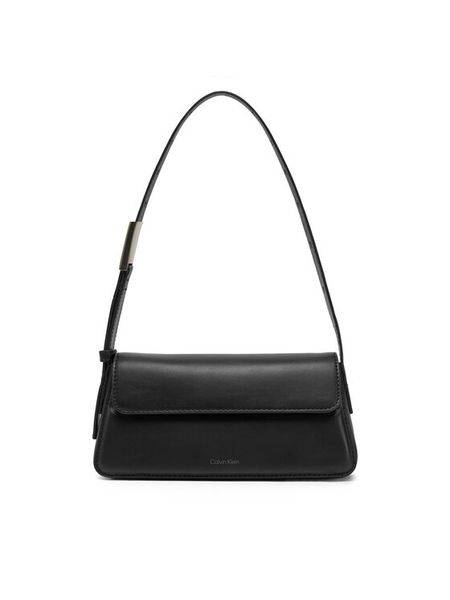 Calvin Klein Jeans Torebka Belted Small Shoulder Bag LV04K3110G Czarny. Czarne torebki klasyczne damskie Calvin Klein Jeans, bez wzorów, z jeansu, bez dodatków. Za 319.99 zł.