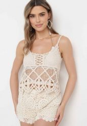 Beżowy Bawełniany Top Boho w Szydełkowym Stylu Janeila. Brązowe topy damskie Born2be, z aplikacjami, z bawełny, bez kołnierzyka. Za 79.99 zł.