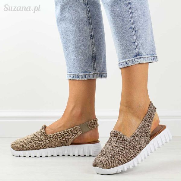 Plecione sandały, buty damskie T.Sokolski 806 Nut. Brązowe buty sportowe na co dzień damskie Sokolski, bez wzorów, z tkaniny, bez obcasa. Za 179.00 zł.