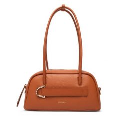 Torebka Coccinelle. Brązowe torebki klasyczne damskie Coccinelle, bez wzorów, bez dodatków. Za 1,269.00 zł.