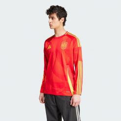 Koszulka Spain 24 Long Sleeve Home. Czerwone koszulki męskie z długim rękawem Adidas, m, z materiału. W wyprzedaży za 330.55 zł.