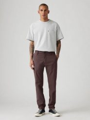 Levi's Spodnie chino - Standard Taper fit -w kolorze brązowym rozmiar: W29/L32. Brązowe spodnie materiałowe męskie Levi's, bez wzorów, z bawełny. Za 124.11 zł.