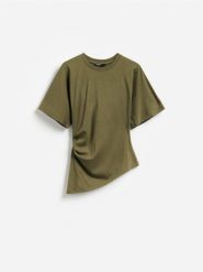 T-shirt z dodatkiem modalu - zielony. Zielone t-shirty damskie Reserved, l, bez wzorów, z dzianiny, bez kołnierzyka. Za 79.99 zł.