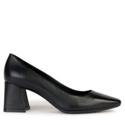 Czółenka Geox. Czarne czółenka damskie Geox, bez wzorów, bez obcasa. Za 389.99 zł.