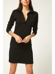 Milan Kiss Sukienka w kolorze czarnym rozmiar: L. Czarne sukienki damskie Milan Kiss, l, bez wzorów, bez kołnierzyka, bez ramiączek, mini. Za 130.99 zł.