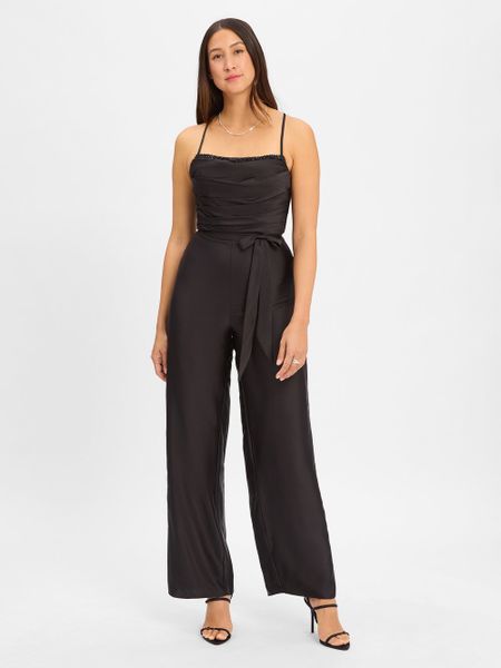 Luxuar Fashion Kombinezon Kobiety czarny, 32. Czarne kombinezony damskie Luxuar Fashion, bez wzorów, eleganckie, bez kołnierzyka, bez ramiączek. Za 429.95 zł.