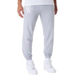 Spodnie męskie New Era MLB Essentls Jogger New York Yankees. Szare spodnie materiałowe męskie New Era, bez wzorów, sportowe. Za 199.99 zł.