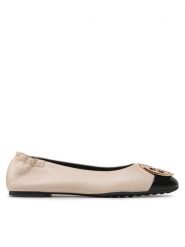 Tory Burch Baleriny Claire Cap Toe 148336 Beżowy. Brązowe baleriny damskie Tory Burch, bez wzorów, ze skóry, bez obcasa. Za 1,379.00 zł.