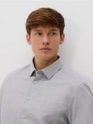 Bawełniana koszula slim fit - jasnoszary. Szare koszule męskie Reserved, l, bez wzorów, z bawełny, bez kołnierzyka, bez ramiączek. Za 139.99 zł.