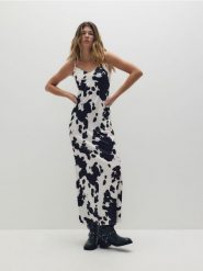 Sukienka ze zwierzęcym wzorem - wielobarwny. Sukienki damskie Reserved, l, bez wzorów, z tkaniny, bez kołnierzyka, bez ramiączek, maxi, dopasowane. W wyprzedaży za 89.99 zł.