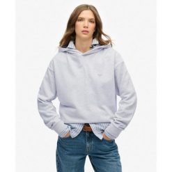 Bluza z kapturem Studios. Niebieskie bluzy sportowe damskie Superdry. W wyprzedaży za 282.45 zł.