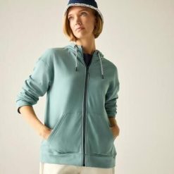 Bluza damska z kapturem Regatta Bayletta. Niebieskie bluzy z kapturem damskie Regatta, m, z bawełny. Za 199.99 zł.