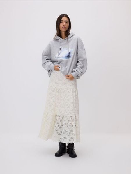 Bluza z kapturem - jasnoszary. Szare bluzy z kapturem damskie Reserved, l, z bawełny. W wyprzedaży za 79.99 zł.