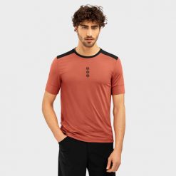 Koszulka rowerowa Gravel męska SIROKO Tushar. Brązowe t-shirty sportowe męskie SIROKO, l, bez ramiączek, rowerowe. Za 169.00 zł.