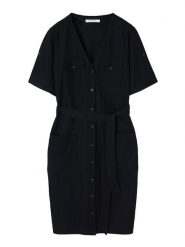 TATUUM Sukienka "Lezi" w kolorze granatowym rozmiar: M. Niebieskie sukienki damskie Tatuum, na co dzień, m, bez wzorów, z tkaniny, bez kołnierzyka, bez ramiączek, midi, proste. Za 203.93 zł.