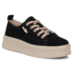 Skórzane półbuty sneakersy na platformie czarne Filippo DP6122. Czarne półbuty damskie Filippo, bez wzorów, ze skóry, sportowe, bez obcasa, na platformie. Za 199.99 zł.