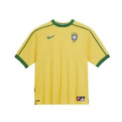 T-shirt Nike Brazil 1998 Reissue. Zielone t-shirty damskie Nike, l, bez wzorów, z bawełny, bez kołnierzyka. Za 2,270.51 zł.