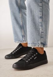 Czarne Klasyczne Trampki w Minimalistycznym Stylu Aroadella. Czarne trampki i tenisówki damskie Born2be, bez wzorów, z jeansu. Za 99.99 zł.