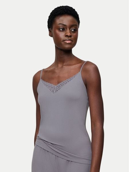 Triumph Koszulka piżamowa Aura Spotlight 10221405 Szary Regular Fit. Szare koszule nocne damskie Triumph, bez wzorów, bez ramiączek. Za 99.99 zł.