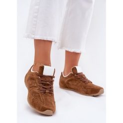 Buty Sportowe Damskie Z Eko Zamszu Camel brązowe. Brązowe buty sportowe na co dzień damskie bez wzorów. Za 81.18 zł.