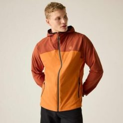 Męska kurtka typu softshell Endurance wodoodporna. Brązowe kurtki męskie Dare 2b, m, bez wzorów, z materiału, bez kaptura. Za 429.99 zł.