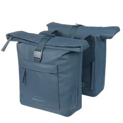 Torba na bagaż Basil Brooklyn 41L. Niebieskie torebki klasyczne damskie BASIL, bez wzorów, bez dodatków. Za 491.95 zł.