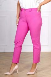 Eleganckie różowe spodnie cygaretki Inez XXL OVERSIZE. Czerwone spodnie materiałowe damskie Moda Size Plus Iwanek, bez wzorów, z bawełny, biznesowe. Za 199.90 zł.
