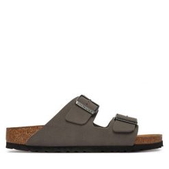 Klapki Birkenstock. Szare klapki damskie Birkenstock, bez wzorów, bez obcasa. Za 429.99 zł.