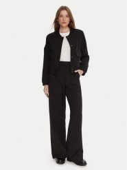 Tatuum Kurtka bomber Bombi T2502.012 Czarny Regular Fit. Czarne kurtki damskie Tatuum, bez wzorów, z syntetyku, bez kaptura. Za 529.99 zł.