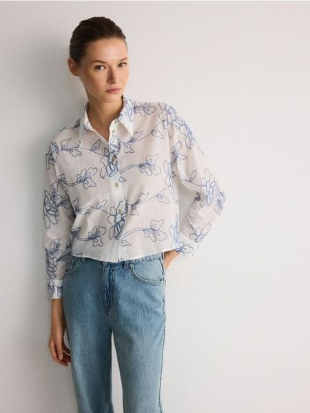 Koszula z nadrukiem - ciemnozielony. Zielone koszule damskie Reserved, l, bez wzorów, z bawełny, bez kołnierzyka, bez ramiączek. W wyprzedaży za 39.99 zł.