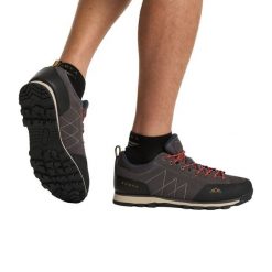 Buty trekkingowe męskie KADVA Stride Low WaterProof. Czarne buty trekkingowe męskie KADVA, na jesień, z gumy, przed kostkę, bez zapięcia, trekkingowe, thinsulate. Za 199.99 zł.