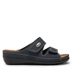 Klapki Tamaris. Niebieskie klapki damskie Tamaris, bez wzorów, bez obcasa. Za 169.99 zł.