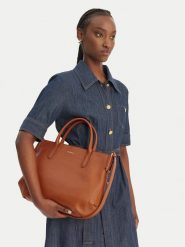 Coccinelle Torebka T95 Coccinellerebekka E1 T95 18 02 01 Brązowy. Brązowe torebki klasyczne damskie Coccinelle, bez wzorów, ze skóry, bez dodatków. Za 1,549.00 zł.