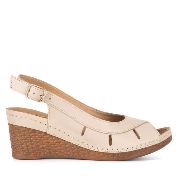 Sandały Lasocki. Brązowe sandały damskie Lasocki, bez wzorów, bez obcasa, na koturnie. Za 139.99 zł.