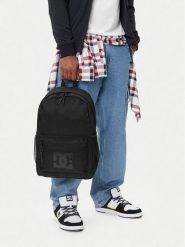 DC Shoes Plecak C-DCI-P-003-08 Czarny. Czarne plecaki damskie DC Shoes, bez wzorów, z materiału, sportowe. Za 99.99 zł.