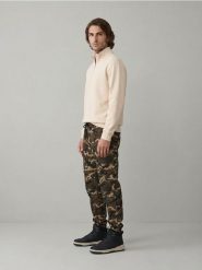 Spodnie cargo jogger - wielobarwny. Spodnie materiałowe męskie Sinsay, bez wzorów. Za 59.99 zł.